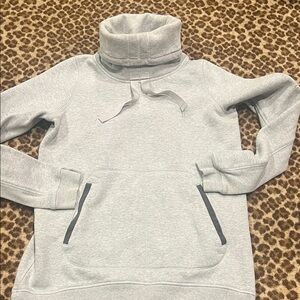 Lululemon Avenue Pullover